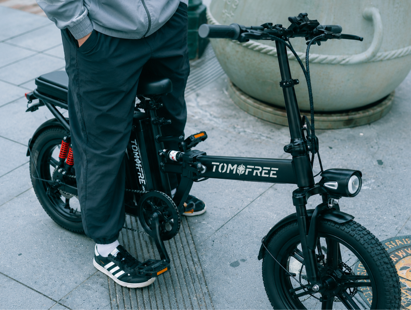 1500W Electric Bike for Adult, Max 33MPH/40 Miles Folding E Bike, 48V 20h Removable Battery, 16